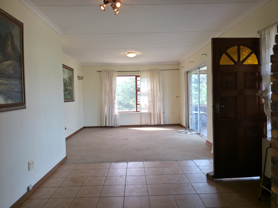 3 Bedroom Property for Sale in Wavecrest Eastern Cape